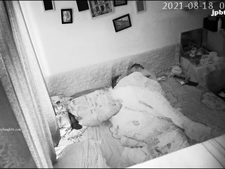 Amateur couple hidden cam