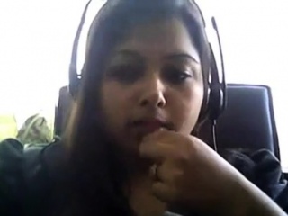 Bored Desi Chubby On Webcam...