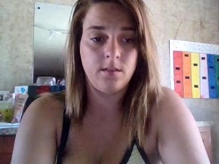 Amateur summerly7 flashing boobs on live webcam