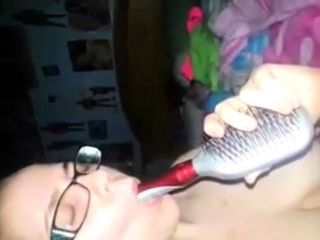 Nerdy Amateur Masturbates With Hairbrush...