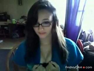 Cute Teen Strips Webcam...