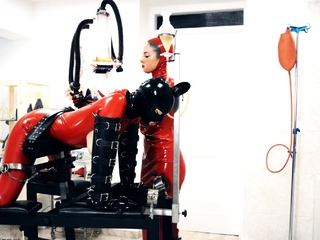 Amateur Honey With A BDSM Fetish