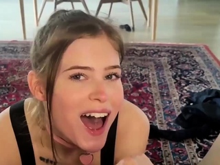 ChloeWildd – Freak On A Leash