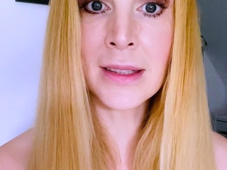 Blonde emo amateur solo masturbation