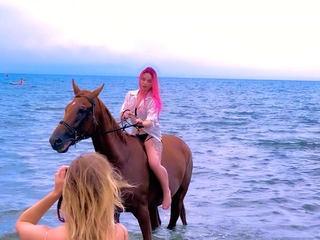 Hitch hiking teen outdoor public fuck in this hd video