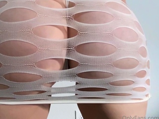 Close up MILF masturbation