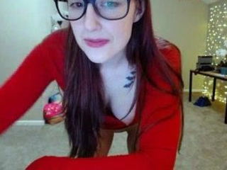 Hot brunette close up pussy masturbation on cam