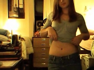 College Girl’s Steamy Webcam Striptease