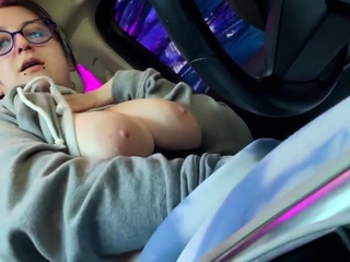 Busty TikTok slut gets caught masturbating in car wash