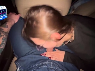 Risky deep throat in car while traveling with friends. Cum