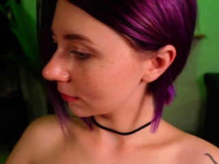 Teen goth brunette bara jerks and sucks cock