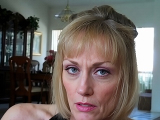 Hubby Watches Melanie Get Used